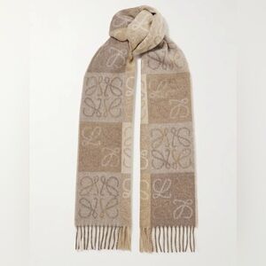 Loewe Logo Cashmere Wool Cashmere Fringed Intarsia Knit Checker Scarf Brown Tan